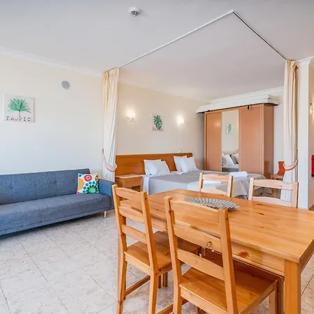 Apartamento T0 - Clube Mar